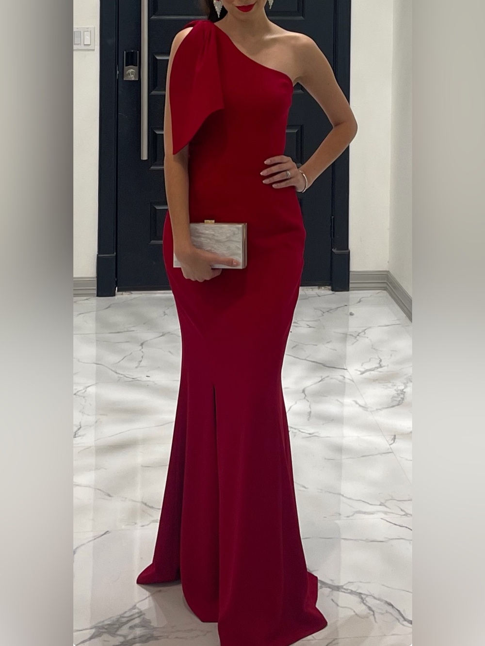 Dress the Population Georgina One-Shoulder Bow Gown – Garnet Red – Size Small 2